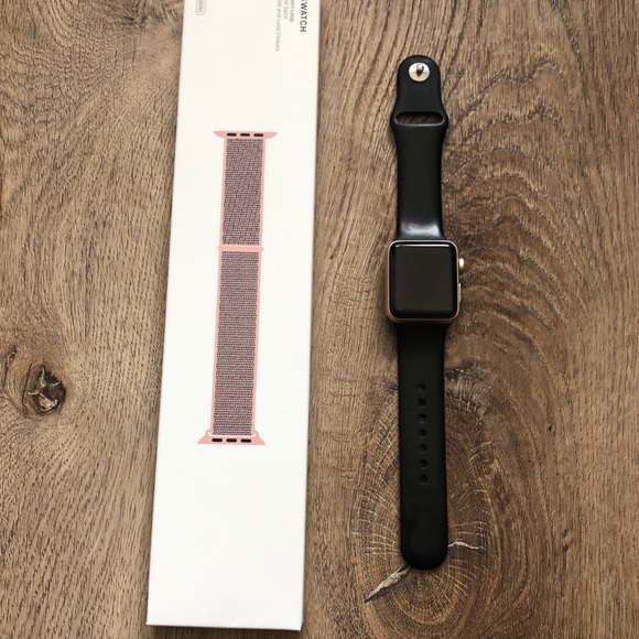 38 MM Series 2 Rose Gold Apple Watch